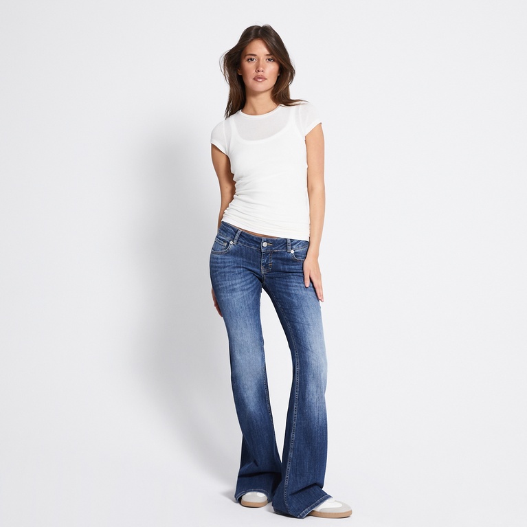 Sheer cap-sleeve top "Zeina"